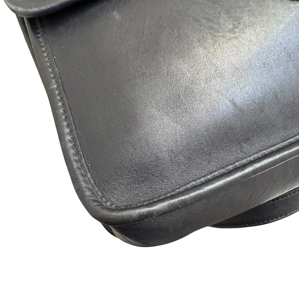 Coach vintage black leather 9927 Dominican Republic Willis bag